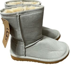 Nwt Ugg Classic Short Ii Boots